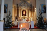 Bożonarodzeniowy wystrój kościoła :: © Parafia Wygnanowice 